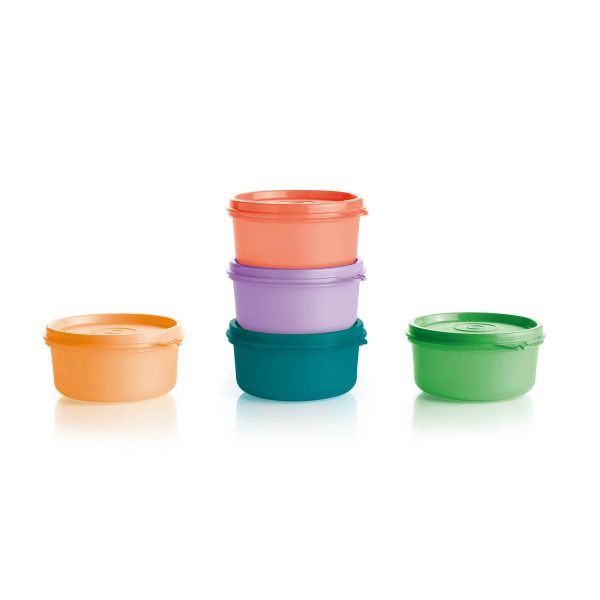Tupper Ware Serving Bowls